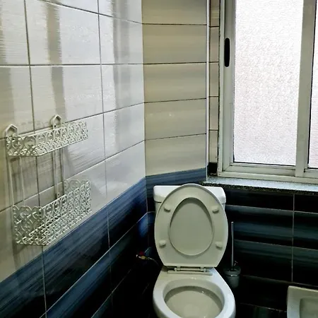 2V1 - 21 Dhjetori Am Apartment Tirana Exterior photo