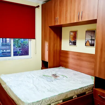 2V1 - 21 Dhjetori Am Apartment Tirana Exterior photo